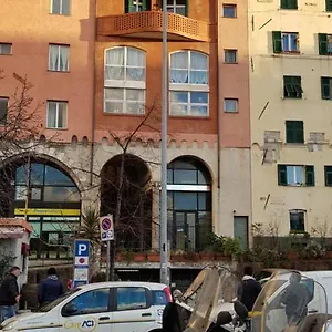 Mattoni Rossi , Genova Italia